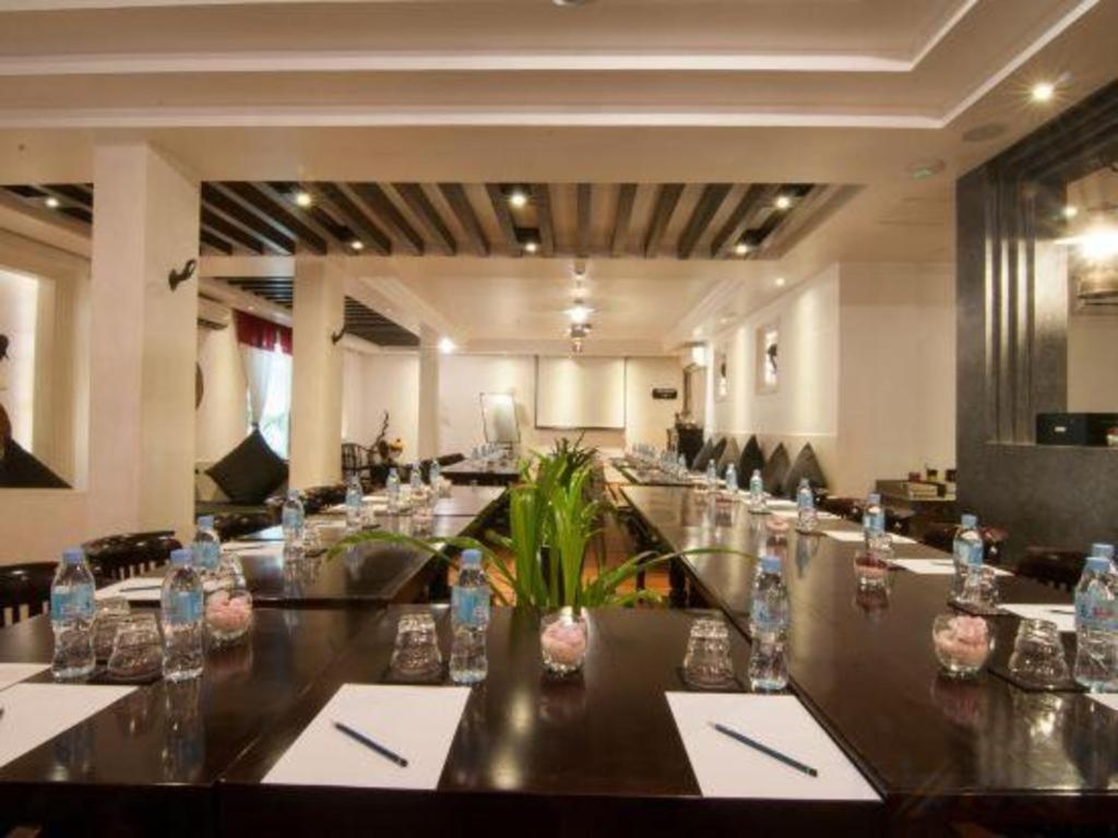 La Rose Hotel Boutique y Spa Phnom Penh Exterior foto